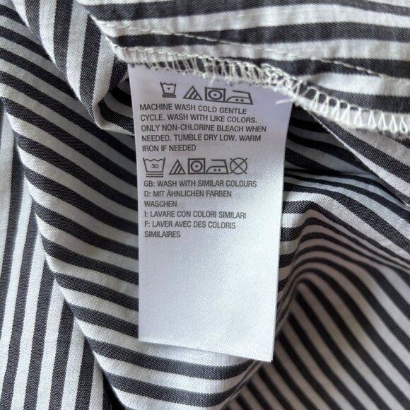 Denim & Co White with Gray Stripes Button Up Shirt Top Sz Medium Rose Applique - Picture 6 of 7